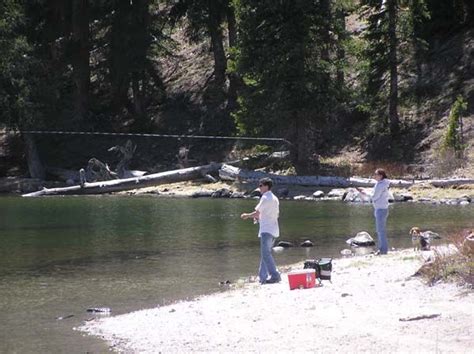 Green River Lakes Campground And Trails Wyoming