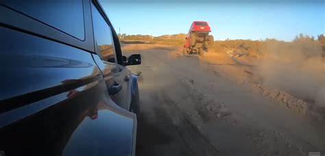 Jeep Rubicon Experiences a Case of Jump Around and Find Out - autoevolution