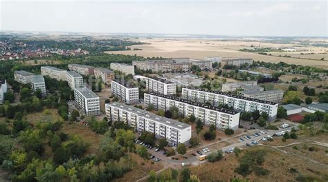 Halle Saale Aus Der Vogelperspektive Plattenbau Hochhaus