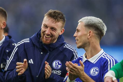 FC Schalke 04 Abgang steht kurz bevor Konkurrenz schlägt wohl zu