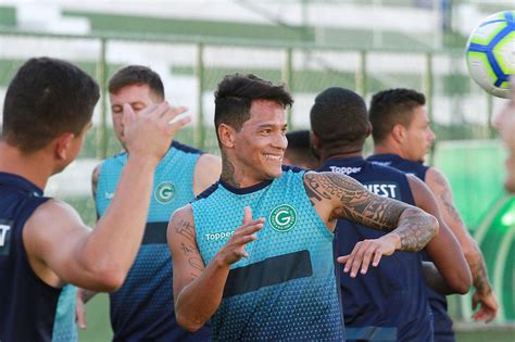 Giovanni Augusto é oficializado como oitavo reforço do Guarani Muito