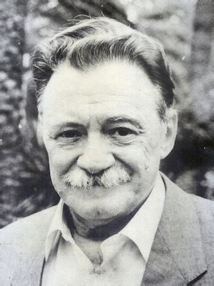 Mario Benedetti – Comentarios Literarios