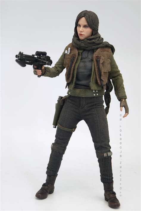 Toyhaven Hot Toys Rogue One 1 6th Scale Jyn Erso Collectible Figure Deluxe Version Review 1