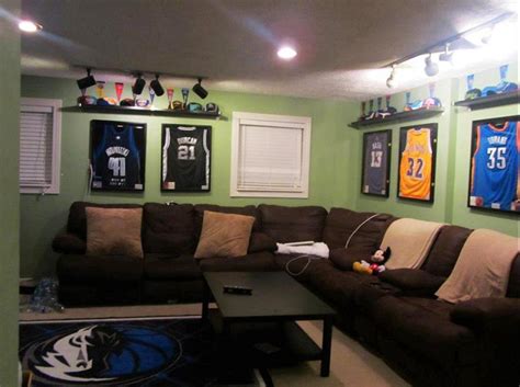 Interior Design Sports Inspired Themes And Ideas Lovetoknow