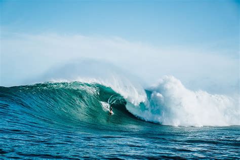 Surfing Waves Wallpaper