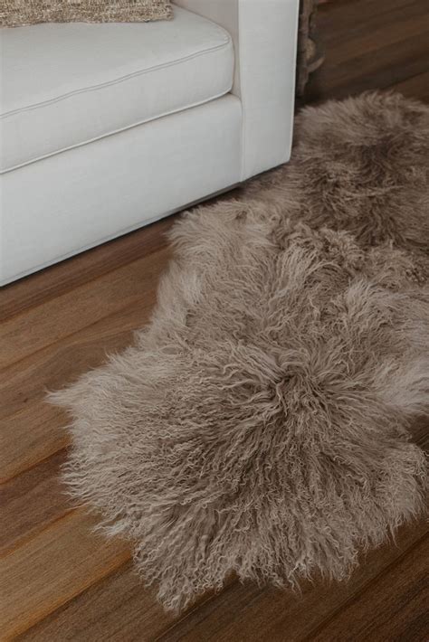 TAPETE TIBETAN NUDE 60 X 150 Conceptual