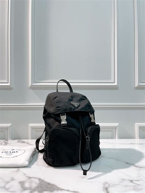 PRADA BACKPACK - Ahli