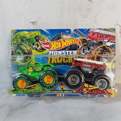Hot Wheels Monster Truck Demolition Doubles Gunkster VS 5 Alarm Shopee Philippines