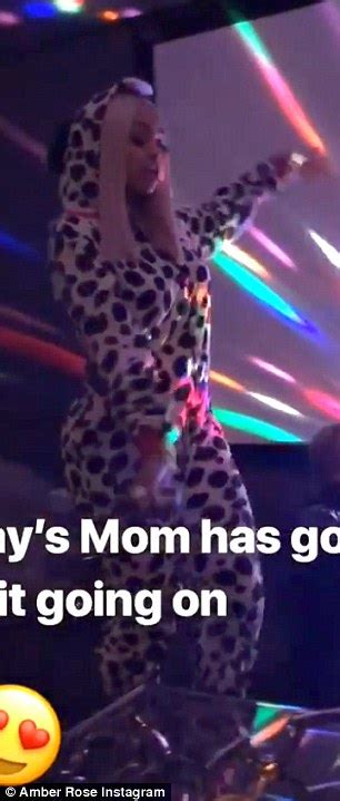 Blac Chyna Appears Unfazed After Sex Tape Leak Daily Mail Online