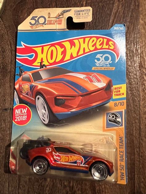Hot Wheels Rise N Climb th Anniversary Race Team 興趣及遊戲 玩具 遊戲類 Carousell