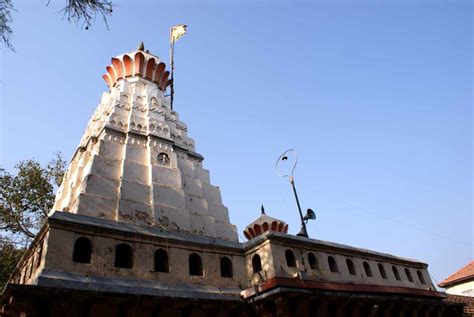 Chintamani Ganpati Temple, Theur - TemplePurohit.com | Get Divine Blessings