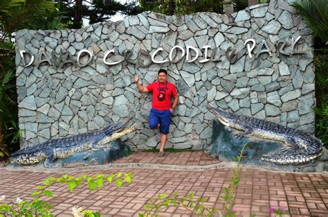 Exploring Davao City: Davao Crocodile Park