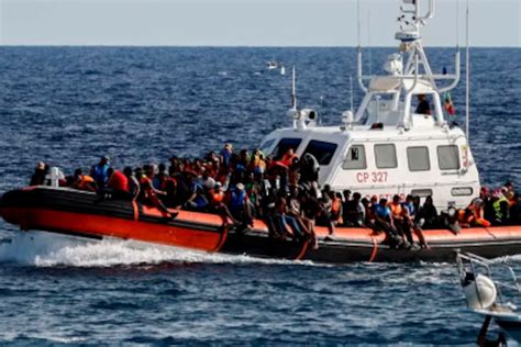 Al Menos 45 Personas Desaparecen En Naufragio En El Mediterráneo El