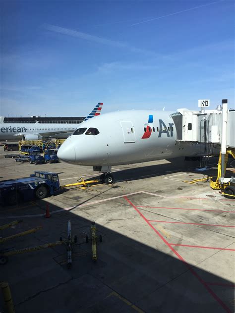 American Airlines Boeing 787 Dreamliner Heading To Tokyo From Chicago O