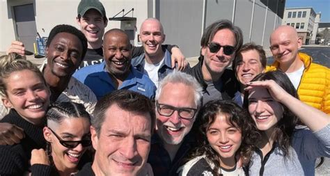 Revelada A Primeira Foto Do Elenco De Superman Legacy Graus O