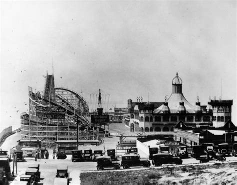 The History of the Santa Monica Pier - Coaster Kings