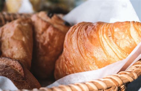 Croissant Ou Pain Au Chocolat Quelle Est La Viennoiserie La Plus