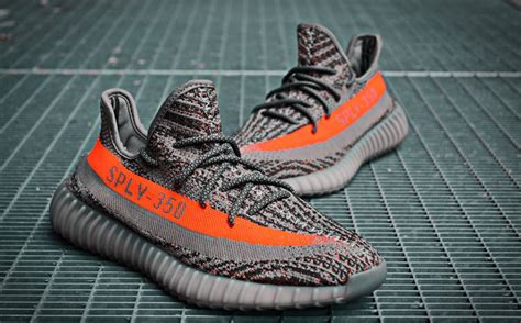 Adidas Yeezy Boost купить - кроссовки Адидас Изи оригинал