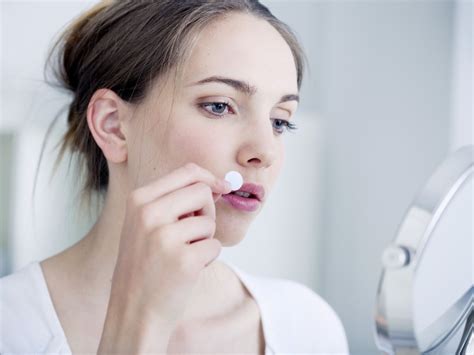 berapa  sebaiknya acne patch dipakai yuk cari tahu