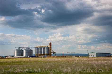 Dauphin - Grain Elevators of Canada