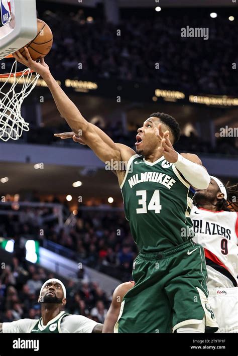 Giannis Antetokounmpo 2023 Hi Res Stock Photography And Images Alamy