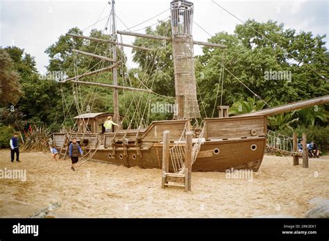 The Diana, Princess of Wales Memorial Playground is a memorial to Diana