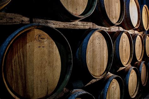Витримане вино Pinot Noir від Шато Чизай – 18 місяців у дубі