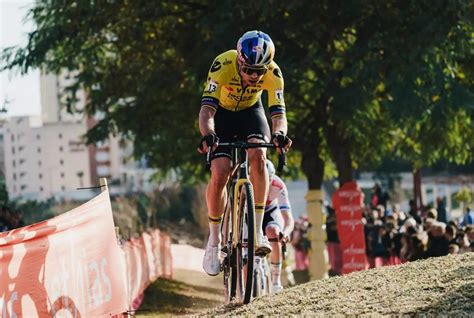 Coppa Del Mondo Ciclocross Wout Van Aert Vince In Un Finale