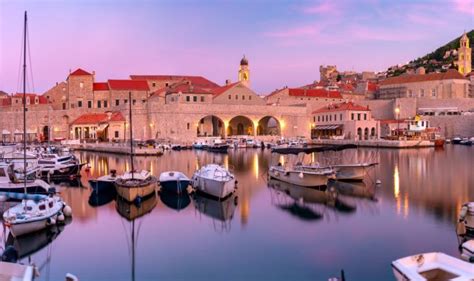 Dubrovnik Ferries: Port Info & Travel Guide | Ferryhopper