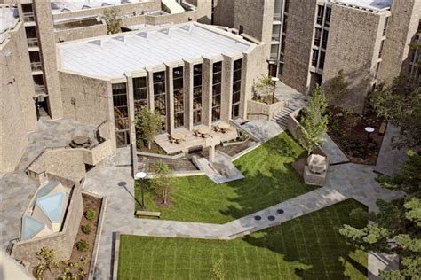 Yale Universitys Dormitory Buildings By Eero Saarinen New Haven