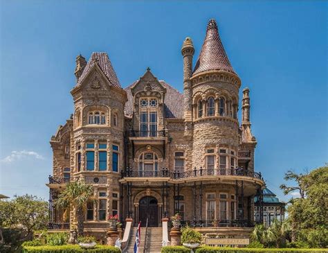 Victorian Era Homes | Victorian style homes, Victorian homes, Mansions 