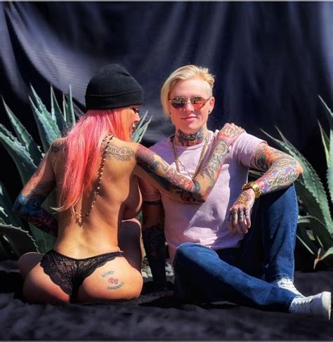 Jenna Jameson Marries Girlfriend Jessi Lawless And Reveals She Was