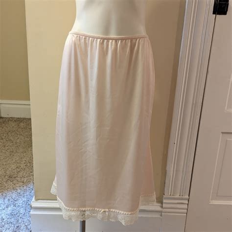 Vintage Intimates Sleepwear Vintage Liza Lawrence Pale Pink Skirt