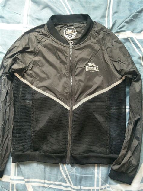 Lonsdale London Jacket, Men's Fashion, Coats, Jackets and Outerwear on ...
