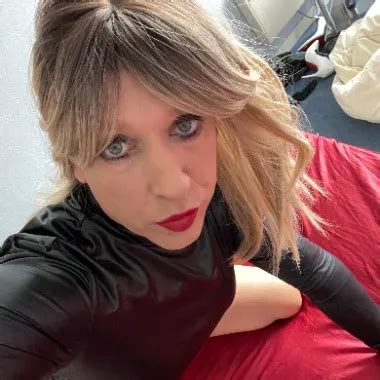 Chienne A Dresser French Shemale Ladyboy Ladyboy Porn XHamster