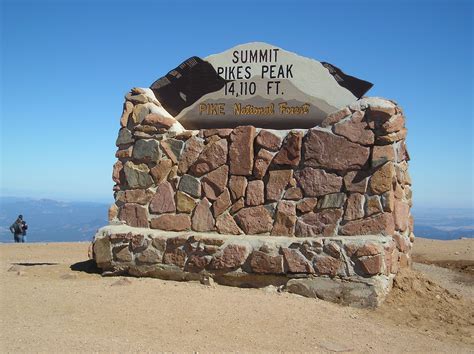 Pikes Peak Summit - September 2010 | Pikes peak, Favorite places ...