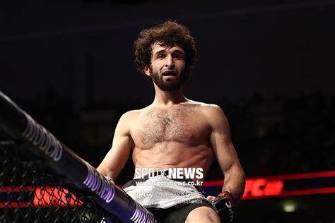 자빗 뜬금없는 은퇴설정찬성 Ufc 페더급 랭킹 4위로 네이트 스포츠