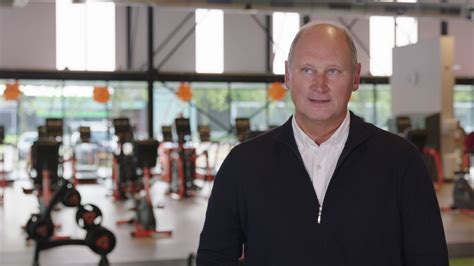 Basic Fit CEO René Moos YouTube