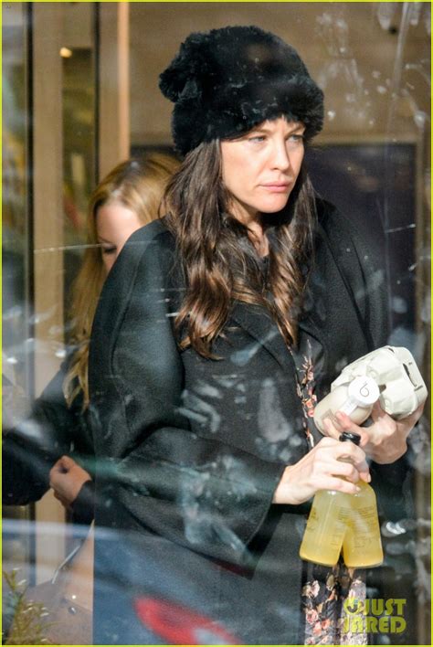 Liv Tyler Shows Off Bare Baby Bump See The Pic Photo 3246361 Liv