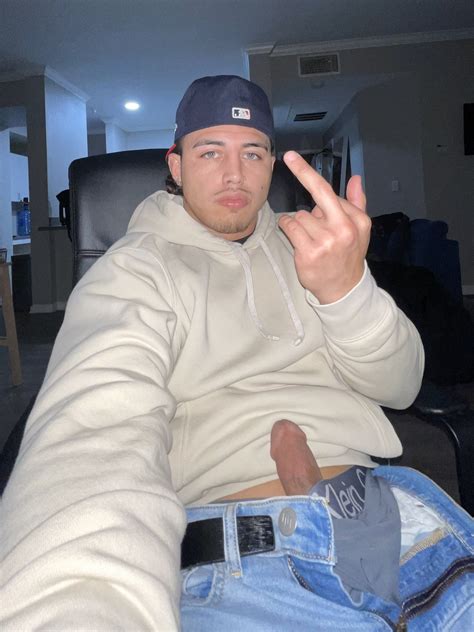 Adriansal On Twitter Ask Me If I Give Uh Fuck Https T Co GY3srG8EKn Twitter