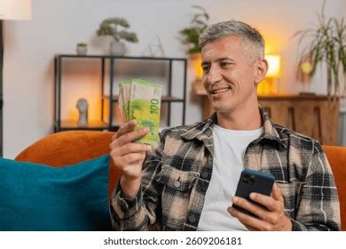 Mature Avec Jeune R Sultats Mille Dimages Libres De Droits De Photos De Stock Et D