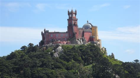 Castelo de Sintra, Portugal | Monument valley, Natural landmarks, Monument