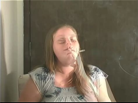 Peach 22 Yr Old Blonde SFW Non Nude Smoking Clips Pt 2 XNXX