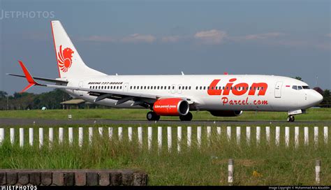 PK LSZ Boeing 737 96NER Lion Air Muhammad Aria Alauddin JetPhotos