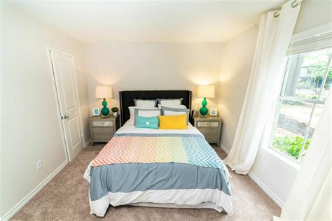 Urban 19 | Houston, TX Apartments