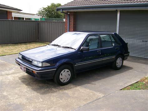 1988 NISSAN PULSAR Q 5D HATCHBACK JCW5021994 JUST CARS