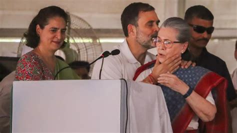 ‘i Am Handing Over My Son To Youhe Wont Disappoint Sonia Gandhis