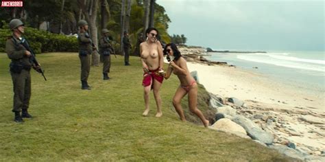 Unknown Latina Desnuda En Narcos Mexico