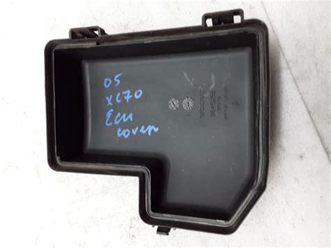 8645259 Fuse Box Lid Cover Only 2005 Volvo Xc70 Z 7p Ebay