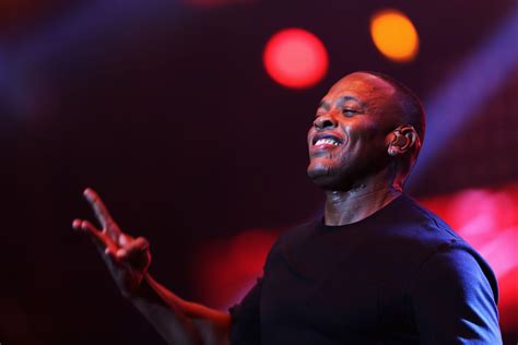 Dr. Dre Apologizes Assault Dee Barnes | HelloBeautiful